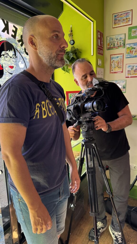 El equipo de Canal Cocina grabando en Burekisimo